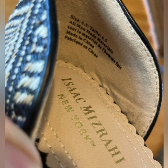 Gorgeous Isaac Mizrahi Woven Black and White Slides Pointed Toe Flats 6.5 - Picture 3 of 3